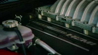 With... See, you got
a supercharged and a Hemi. - Skrrt with Offset