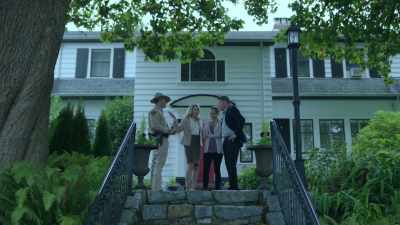 With Sheriff Keller
knocking on every door - Riverdale