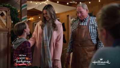 - With your sister and her
husband working so much overtime - Making Spirits Bright
