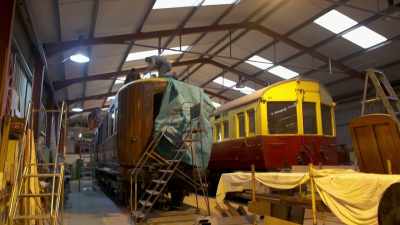 With the bedding
compound running out - Great Rail Restorations with Peter Snow