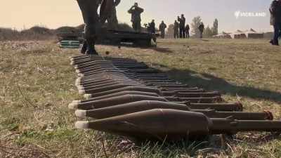 With the conical front,
the High Explosive warhead can - Guns That Changed The Game