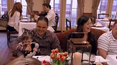 WITH THE CUSTOMERS
AND SPECIAL GUESTS - Kitchen Nightmares