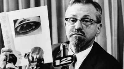 With the misdirection from Hynek probably as a result - Project Blue Book Exposed