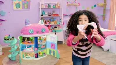 With these magical cat ears, - Gabby's Dollhouse