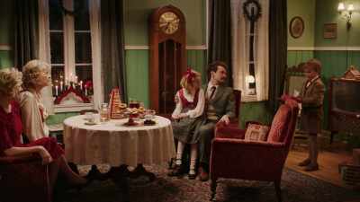 "With this you can write a poem,
and really show 'em." - Teddy's Christmas