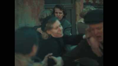 Within weeks,
over 25,000 arrests made. - Rise of the Nazis