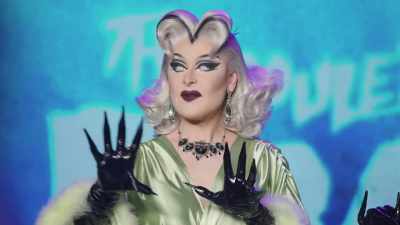 - Without further ado,
let's dim the lights, - The Boulet Brothers' Dragula: Titans