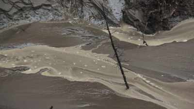 Without the ice
to bind it together, - Frozen Planet II