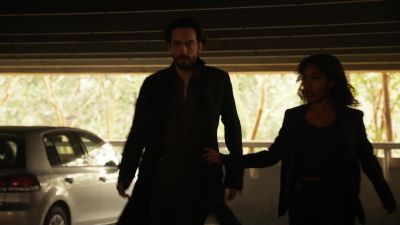 Without the protection
of the Masonic Cell, - Sleepy Hollow