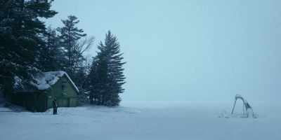 [Wolf howling] - Station Eleven