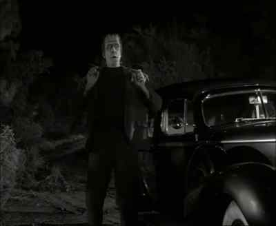 [Wolf Howling] - The Munsters