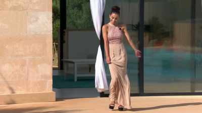 (WOLF WHISTLES) - Love Island