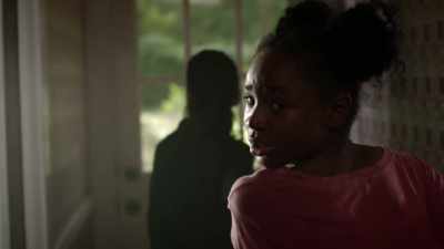 WOLGAST:
She's not here. - The Passage