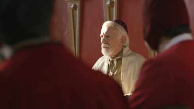 Wolsey returns to England
without the Pope's annulment. - The Game of Crowns: The Tudors