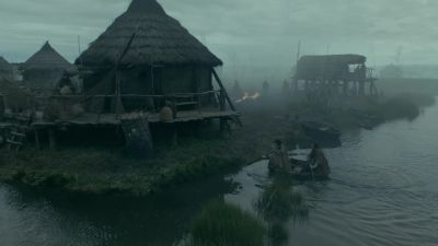 WOMAN 1: I would
use these nets. - Vikings