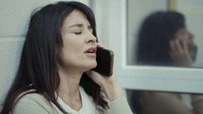[woman 1] Shannon. - My Life Is on the Line