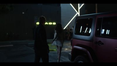 WOMAN 2:
Come on! Let's go! - American Horror Stories