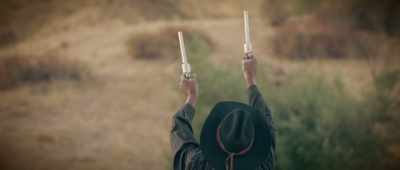 -[woman 5] Whooo!
-[gunshots] - Outlaw Johnny Black