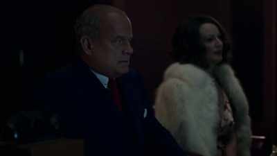 (woman clears throat) - The Last Tycoon
