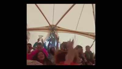 Woman:
Dance again,
one more time, - Generation Hustle