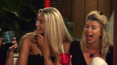 ‐WOMAN: Did you?
‐WOMAN: Did‐‐ - Love Island