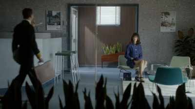WOMAN:
Flight 7 to Auckland, - Ms Fisher's Modern Murder Mysteries
