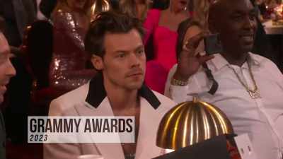 [Woman] Harry Styles! - Larger than Life: Reign of the Boybands