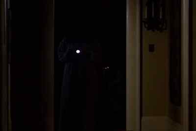 Woman: * A NEWRHYTHM * - Moonlighting