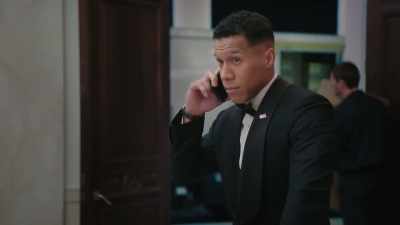 WOMAN: I WILL, HONEY.
DON'T WORRY, OK? - Tyler Perry's The Oval