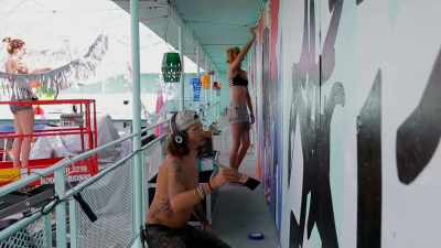 - [Woman] It's also really
easy to lose what makes you - Meow Wolf: Origin Story
