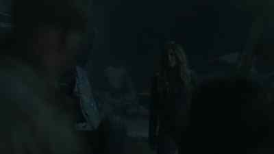 Woman: Look. - Falling Skies