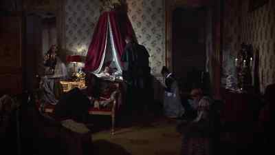 WOMAN: No... No! - War and Peace