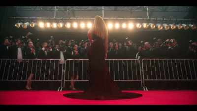[woman] Oh! You're perfect! - The Umbrella Academy