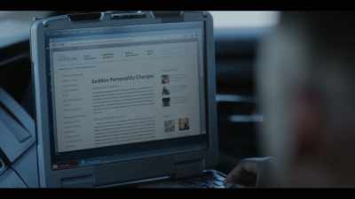 [woman on radio] We're getting
a description now. - Travelers