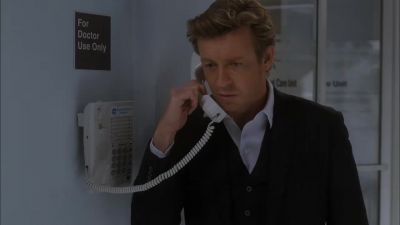 (woman) operator. - The Mentalist