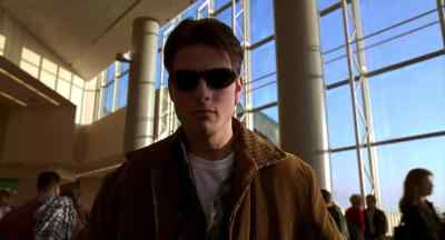 WOMAN: Put your arms out.
Let's see. - Jerry Maguire