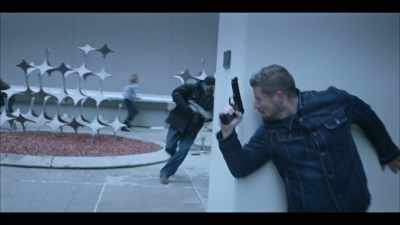 -[woman screaming]
-[glass shattering] - Black Summer