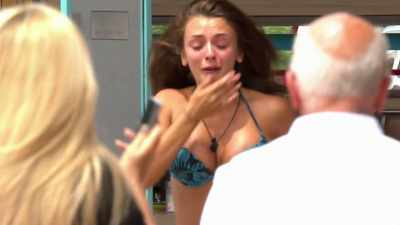 (WOMAN SCREAMS) - Love Island