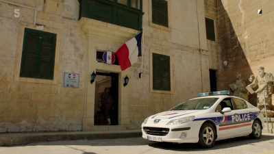 WOMAN SPEAKS FRENCH - The Madame Blanc Mysteries