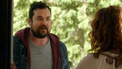 Woman:
Wait, aren't you the guy - Carter