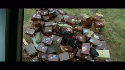 WOMAN: We should get out of here. - Indiana Jones and the Last Crusade