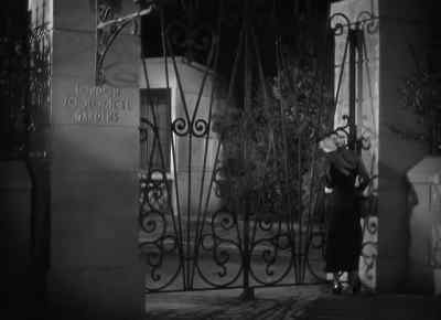 WOMAN: Where have you been? - Werewolf of London