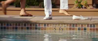 women-gasp - How to Be a Latin Lover