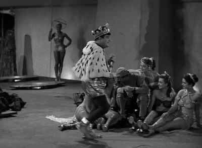 (women giggling) - Abbott and Costello Go to Mars