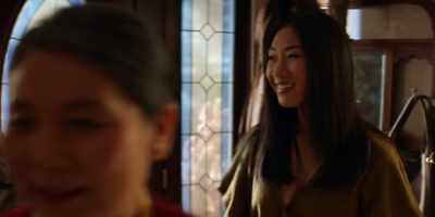 [WOMEN GIGGLING] - Kung Fu