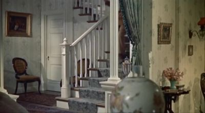 Women I'm surrounded by them - Guns of the Timberland
