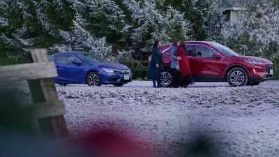 [women laughing] - Christmas at the Drive-In