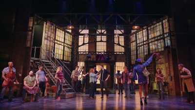 - [Women] No!
(women chattering) - Kinky Boots: The Musical