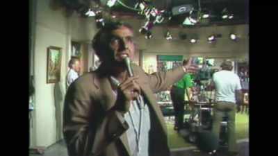 Wonderful cast here.
Let's hear it for these people. - The Happy Days of Garry Marshall
