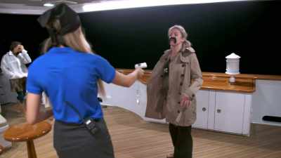 - Woo!
- Let'’s get you clean, pirates. - Below Deck Down Under